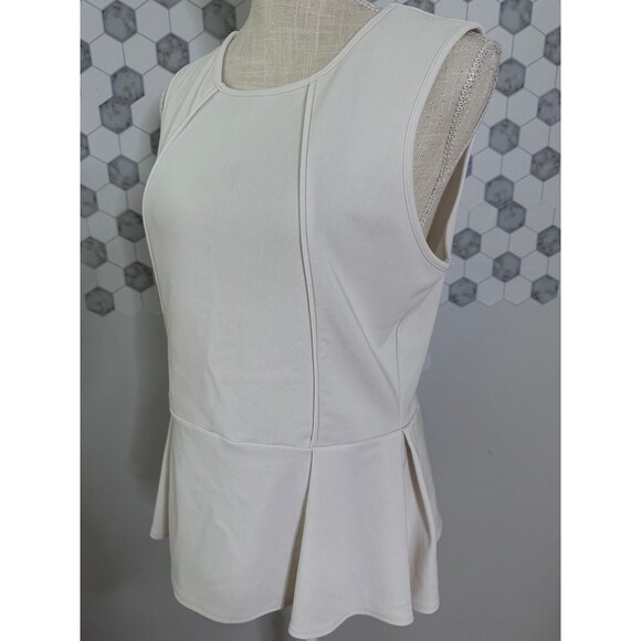 Boston Proper Women's Sleeveless Pleated Peplum Blouse Size Large - Picture 2 of 7